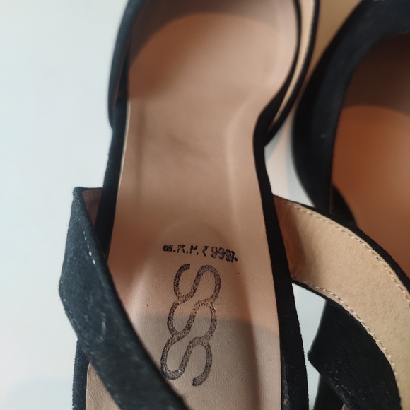 Fixed price - embellished crystal heels as good as new - Picture 5 of 10